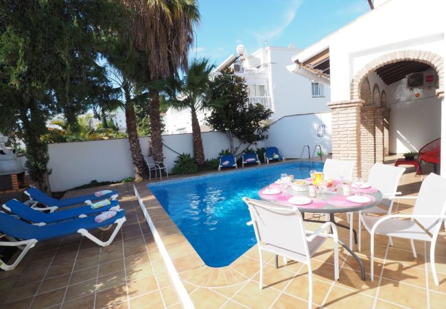 Villa en Nerja - Villa Jazmines Villa en Nerja - Villa Jazmines