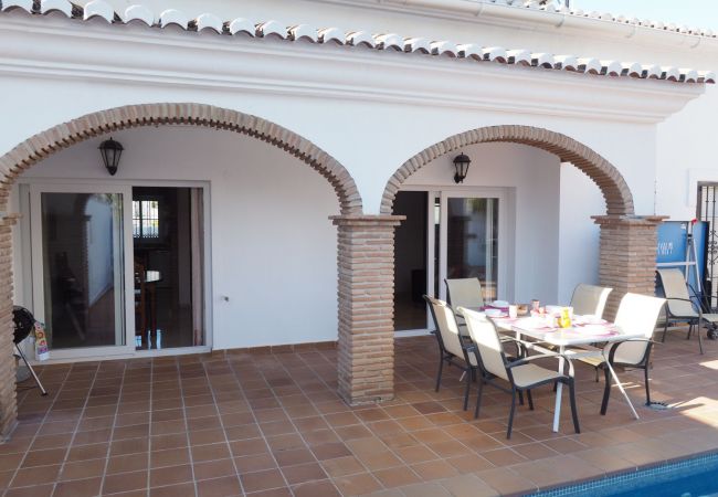 Villa en Nerja - Villa Las Dalias Villa en Nerja - Villa Las Dalias