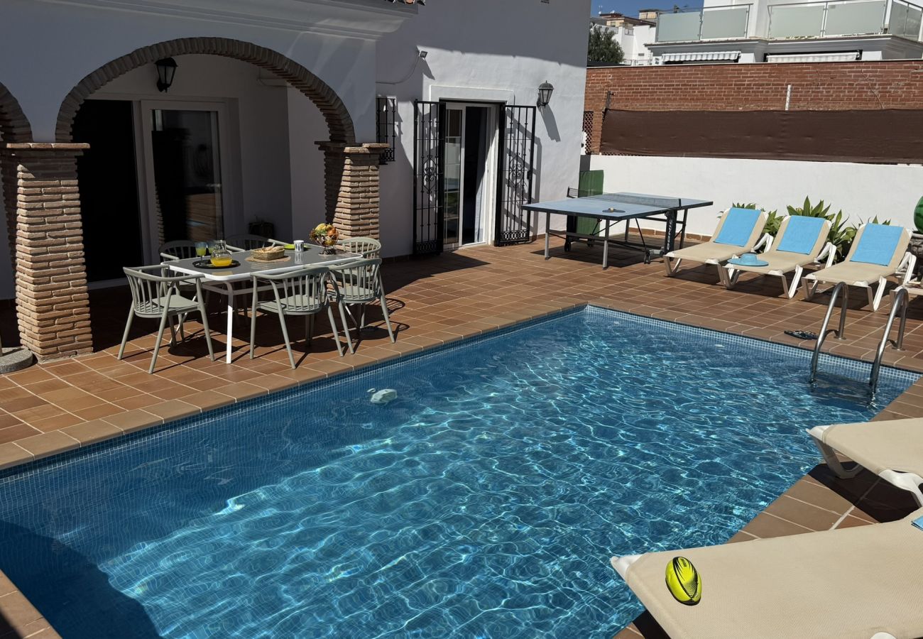 Villa en Nerja - Villa Las Dalias