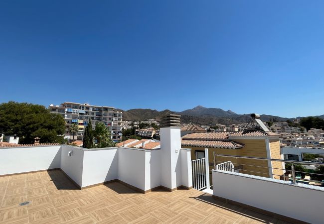 Villa en Nerja - Villa Las Palmeras Villa en Nerja - Villa Las Palmeras
