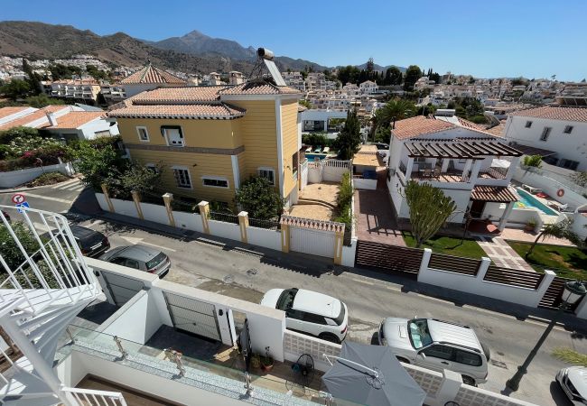 Villa en Nerja - Villa Las Palmeras Villa en Nerja - Villa Las Palmeras