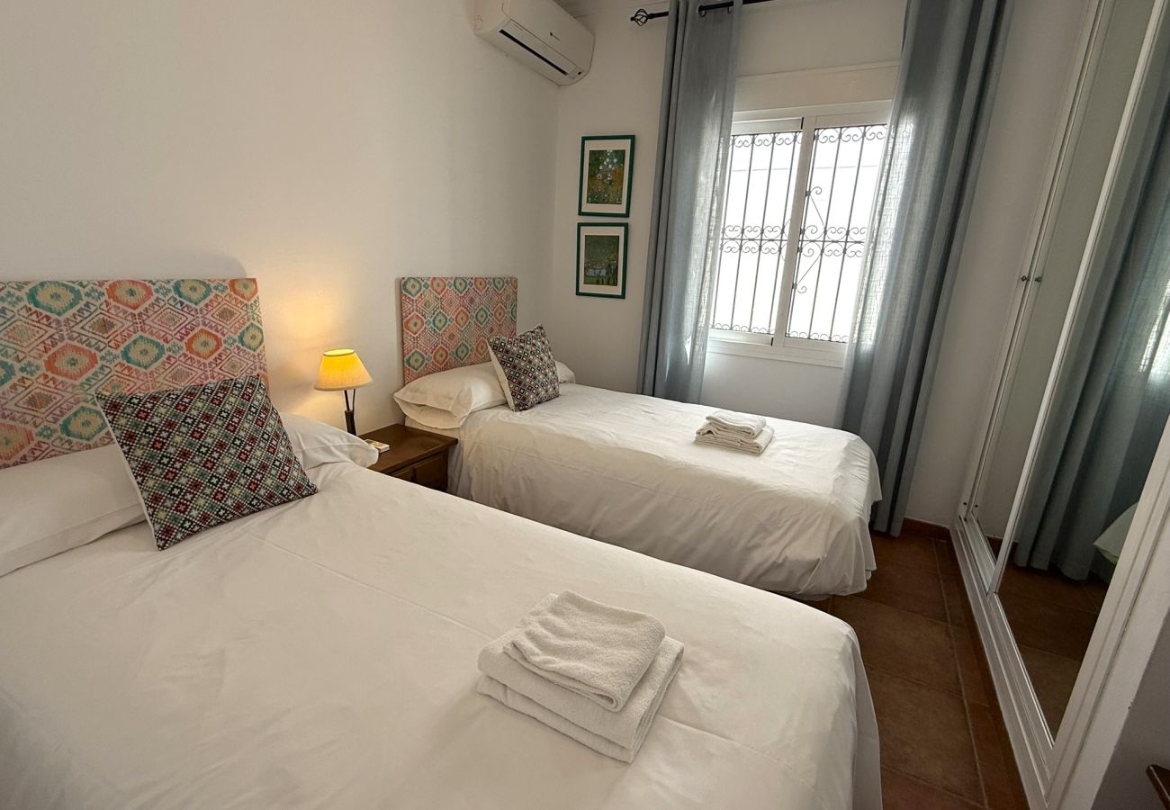 Villa en Nerja - Villa Azalea Villa en Nerja - Villa Azalea