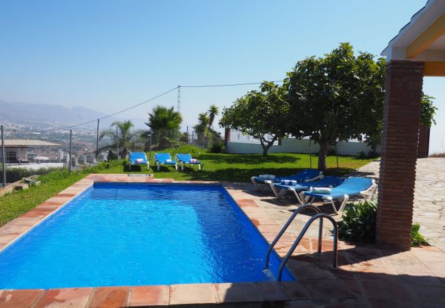 Villa en Nerja - Villa Los Girasoles Villa en Nerja - Villa Los Girasoles