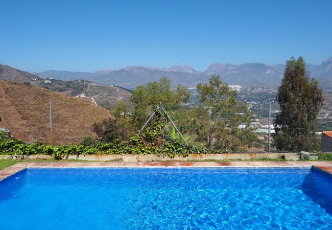 Villa en Nerja - Villa Los Girasoles Villa en Nerja - Villa Los Girasoles