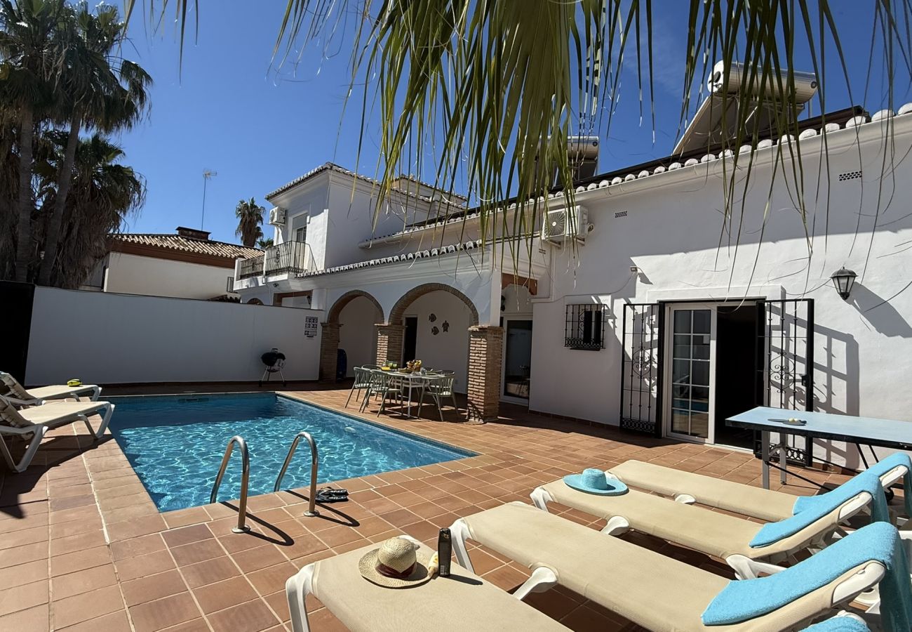 Villa à Nerja - Villa Las Dalias