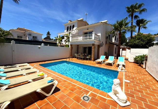 Villa à Nerja - Villa Los Leones