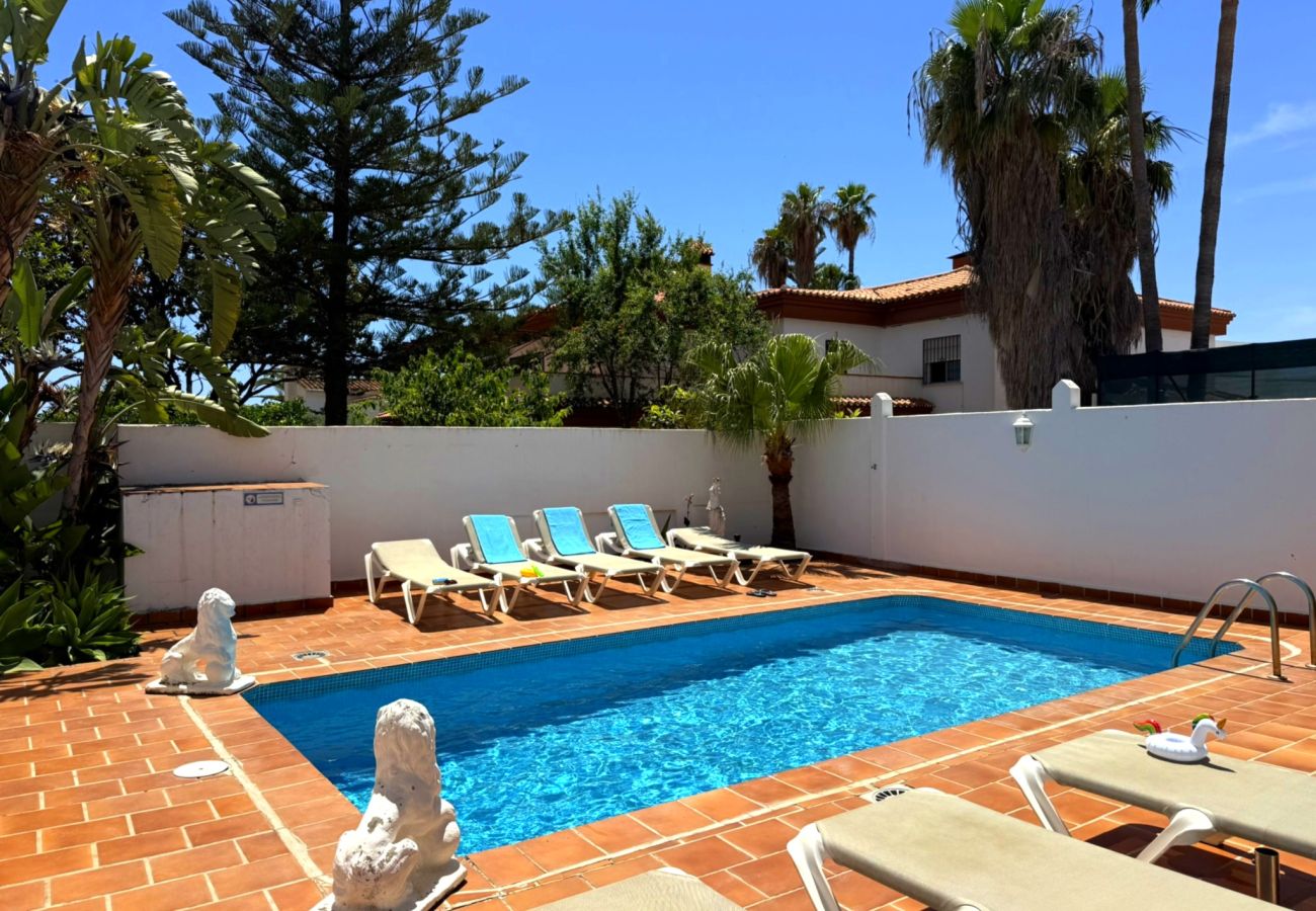 Villa à Nerja - Villa Los Leones