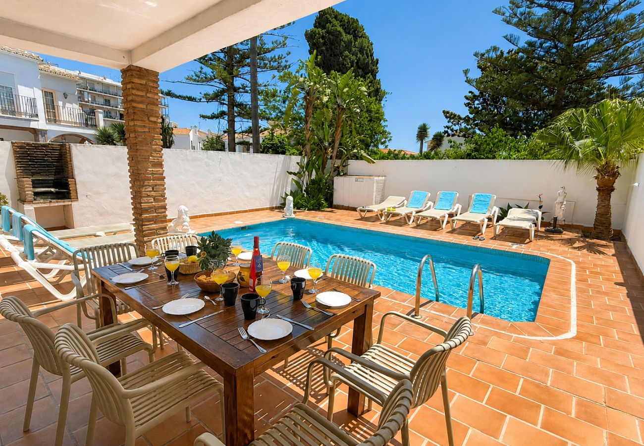 Villa à Nerja - Villa Los Leones