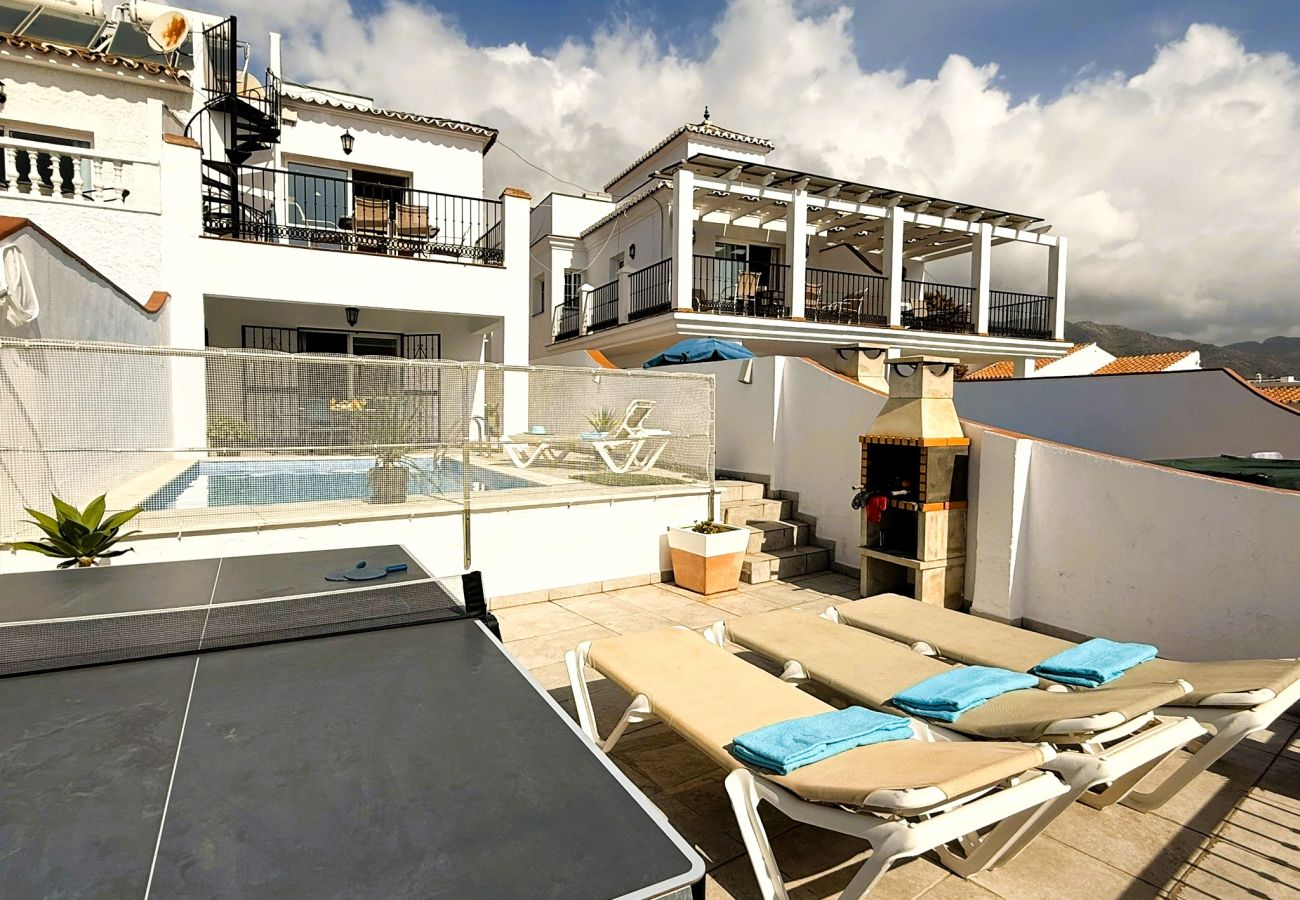 Villa à Nerja - Villa Azalea
