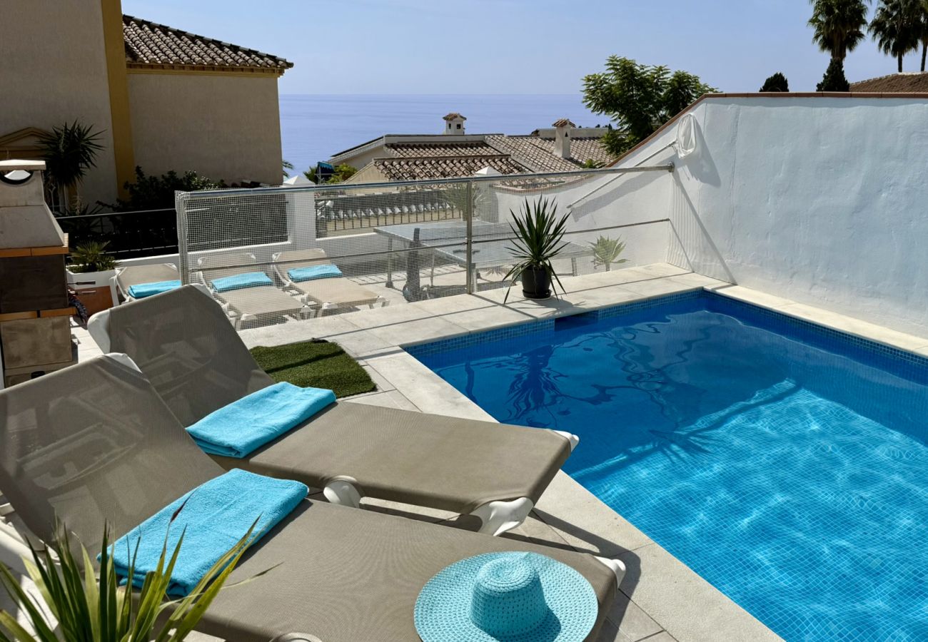 Villa à Nerja - Villa Azalea