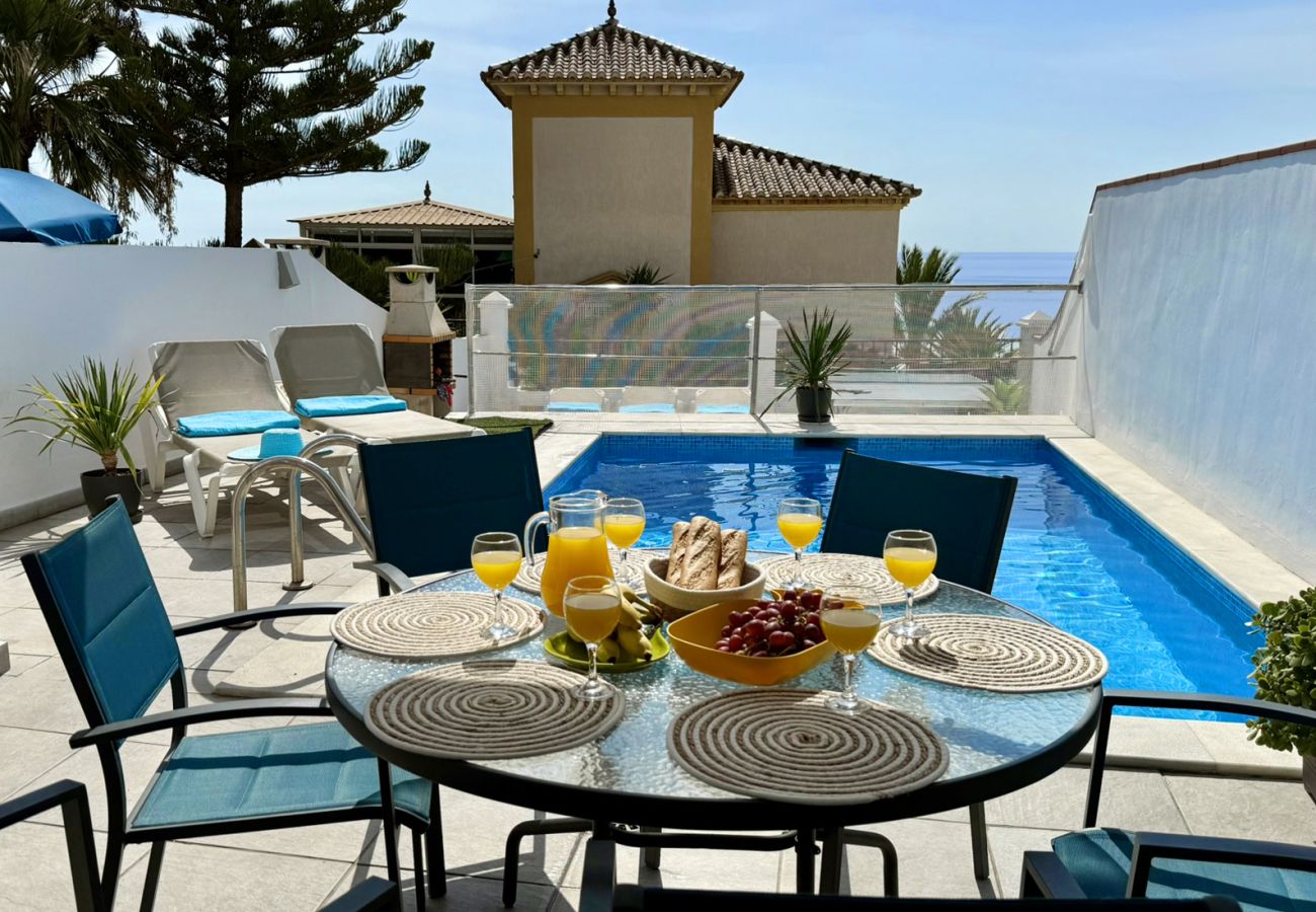 Villa à Nerja - Villa Azalea