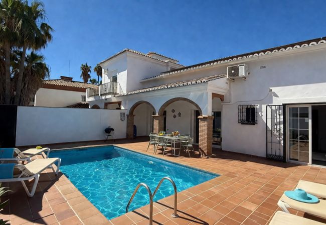 Villa in Nerja - Villa Las Dalias