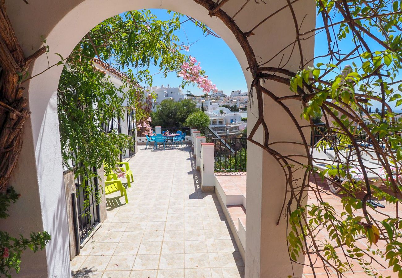 Villa in Nerja - Casa del Barranco