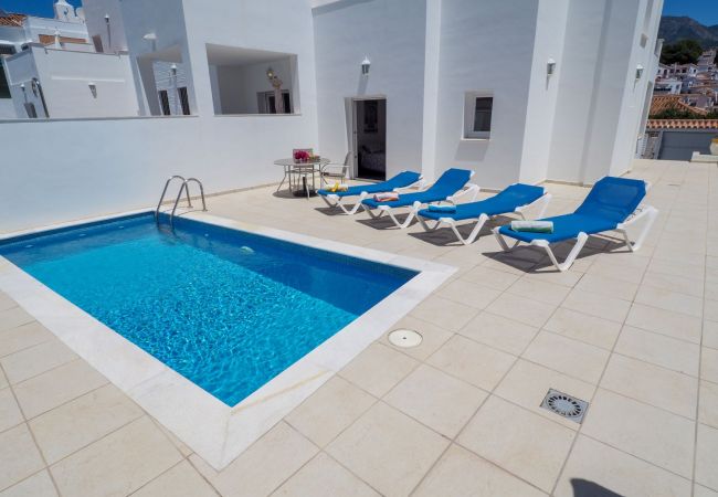 Villa in Nerja - Villa Ambar Villa in Nerja - Villa Ambar