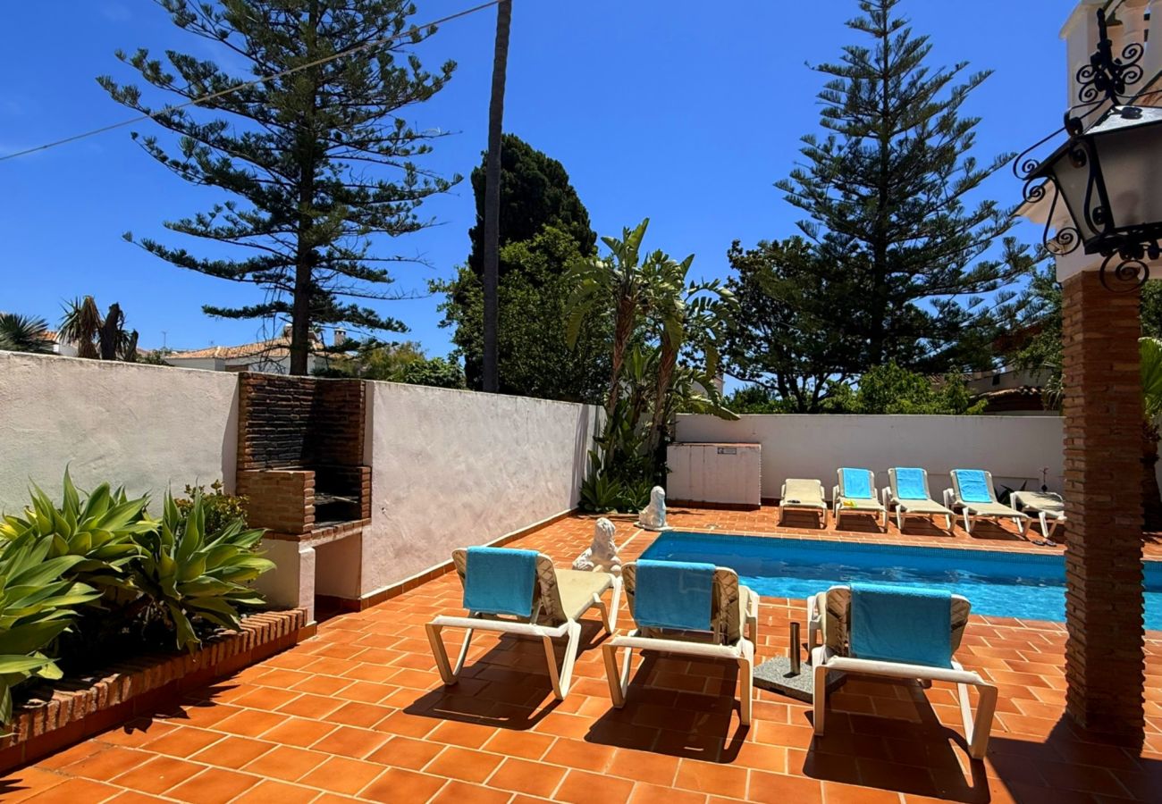 Villa in Nerja - Villa Los Leones
